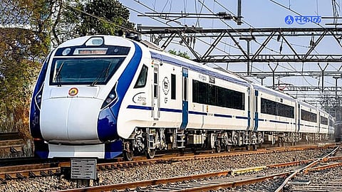 Railway : लवकरच सुरु होणार कोल्हापूर-मुंबई  
वंदे भारत एक्सप्रेस? मोठी अपडेट आली समोर 