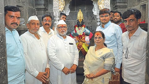 Silver Meghdambari Vitthal Rukmini Temple