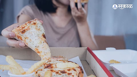 24-year-old girl dies during livestream from overeating stomach found full of undigested food  