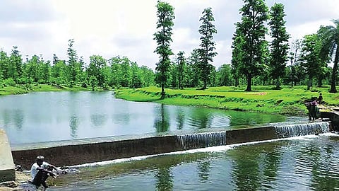Vanrai Dams