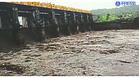 Discharge in progress as all the gates of Aner Dam are opened.