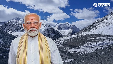 PM Modi first blast  of Shinkun La tunnel  