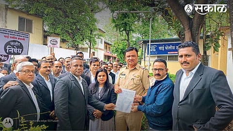 lawyers' association at wai police station