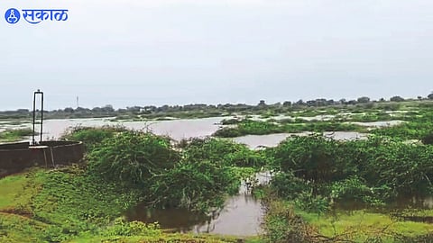 The water scarcity problem at Vikharan has been resolved after a fifteen-year hiatus by filling the lake.