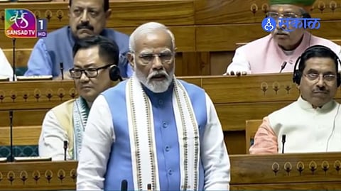 PM Modi: मोदी बोलायला उभे राहताच विरोधकांचा मोठा गोंधळ; लोकसभा अध्यक्ष विरोधकांवर प्रचंड संतापले