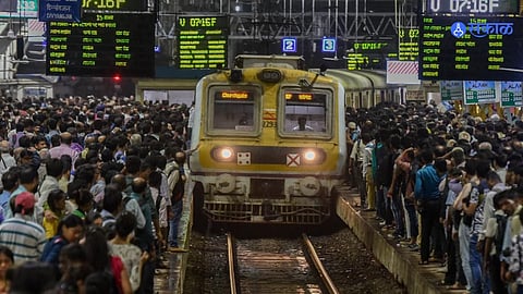 Mumbai Loca mega block 