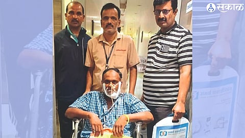 For his mother's final darshan, he came from the ICU without caring about his own life.