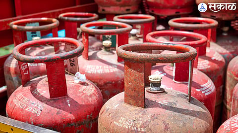 gas Cylinder Black Market Racket 59 cylinders and other materials seized nagpur crime news
