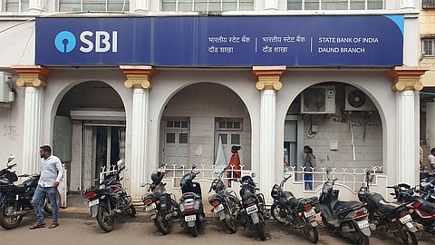 SBI bank Daund