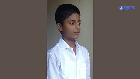 Indapur: धक्कादायक! दहावीत शिकणाऱ्या मुलाचा हृदयविकाराच्या झटक्याने मृत्यु
