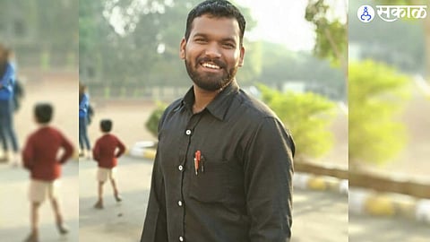 inspiring story of vegetable seller son  prashant dangat become police officer