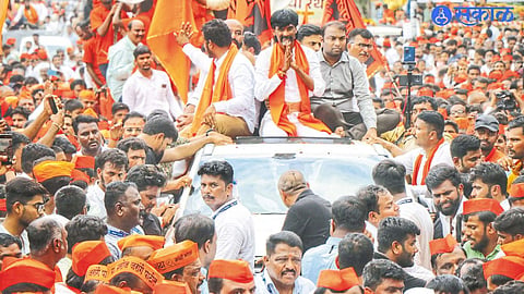 Manoj Jarange Patil greeting on the occasion of the conclusion of the peace rally on Tuesday.