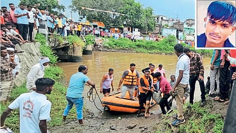 Three People Drowned Death