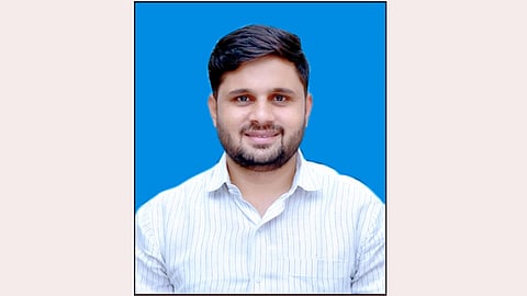 tahsildar Hemant Dhokale