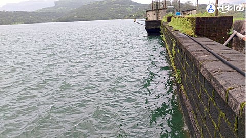 increased water discharge from Bhandardara Dam 4461 cusecs of from Nilwande monsoon rain