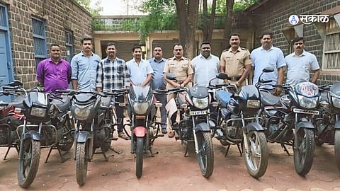 Solapur Crime: मोहोळ पोलिसांची मोठी कारवाई, आठ मोटरसायकल केल्या जप्त!