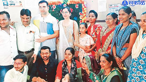 At the establishment of Shri Ganesha at the residence of Faraz Bohri, Dr. Ambrin Bohri and hospital staff.