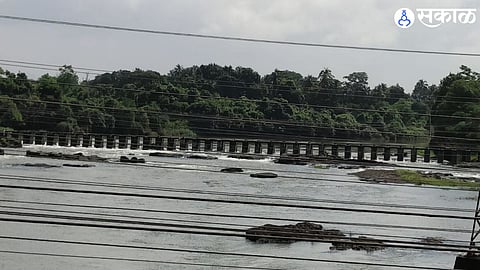 vaitarna 19 tmc water will diverted to marathwada state government gr political news