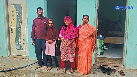 Marathwada: दोन्ही अपंग मुलींना शिकविण्याची हाकीम कुटुंबाची धडपड सुरू

