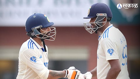 Ravindra jadeja - R Ashwin 