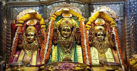Navratri : ५५० किलोचे चांदीचे सिंहासन अन् फुलांची सजावट, नवरात्रोत्‍सवासाठी महालक्ष्मी मंदिर सज्ज