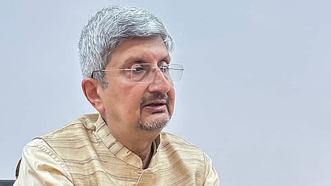 Dr. Samit Kamat
