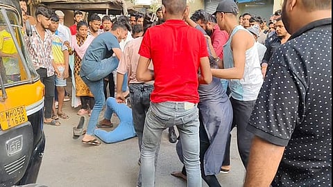 ulhasnagar mob thrashes tailor