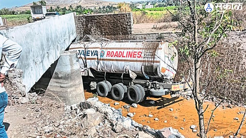Police successfully recover the body of a driver who tragically died when a tanker crashed into a canal.