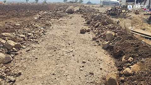 Pune : रस्ता खुला करण्याची मागणी; शिंदेगाव येथील जवळपास ४०० नागरिकांचा रस्त्याचा प्रश्न! 