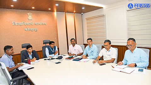 District Collector reviews the creation of 1.5 lakh farmer IDs and issues instructions for the remaining registrations to be completed."