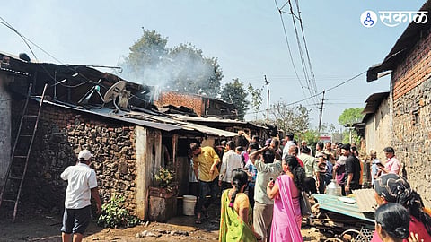 Fire in Duklewadi causes significant property loss, but timely action prevents fatalities."