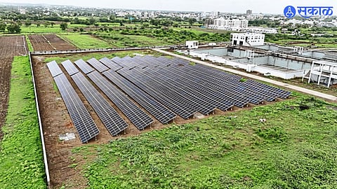 Municipal Corporation's solar projects at Amar Dham and garbage depots lead to significant savings of ₹4.2 crore in electricity costs.