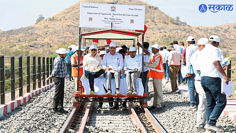 Ahilyanagar-Bid railway line test success signals the beginning of a new era in regional connectivity for passengers.