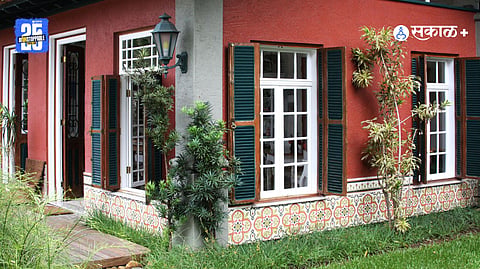 Corners in Architecture