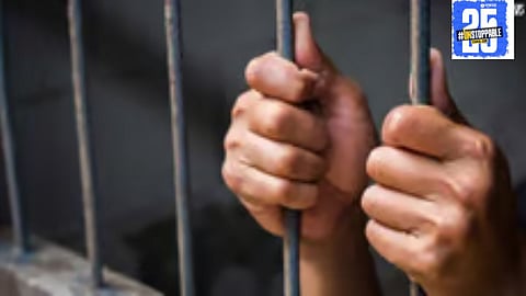 Police in Miraj arrest two cannabis dealers and seize one kilogram of marijuana in a successful drug bust operation.