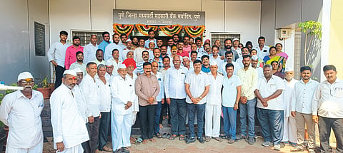 शेतकऱ्यांना पीक कर्ज वाटण्यात जिल्हा बॅंक अग्रेसर