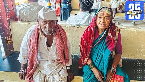 ST staff at Sangli bus stand assisting an elderly couple during an emotional reunion after the grandfather went missing.
