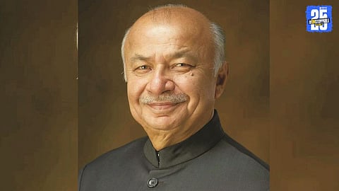 “Put my board in the trash if needed, but give Solapur the airport!” — Sushilkumar Shinde’s emotional demand for Boramani Airport.