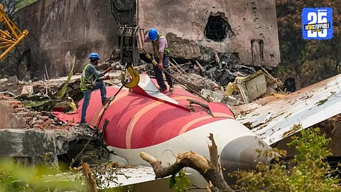 Ahmedabad Plane Crash: विमान अपघाताचा प्राथमिक अहवाल अजून बनलाच नाही; व्हायरल होत असलेली माहिती खोटी 