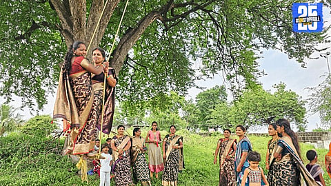 Devotees in Solapur offer milk to serpent idols while children enjoy the traditional “Anandacha Zoka” swings on Nag Panchami.