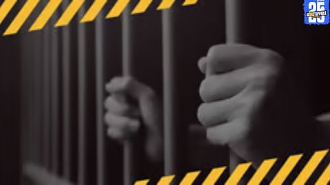 Akluj Police Arrest Gujarat Gang, Recover Cash and Vehicle in Theft Case