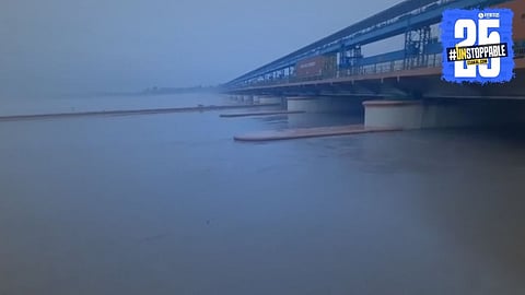  wife jumped in Ganga