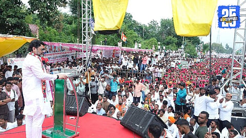 Banjara Morcha: बंजारा समाजाच्या मोर्चात धनंजय मुंडेंना विरोध; वंजारा-बंजारा एक असल्याच्या विधानाचा निषेध