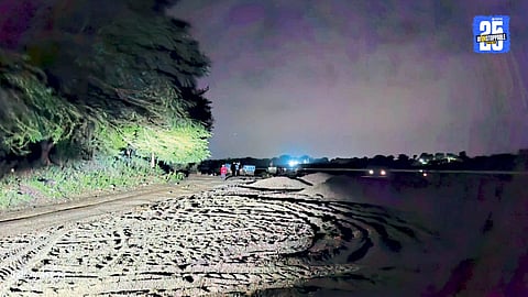  Sand