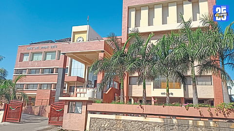Dondaicha Municipal Council
