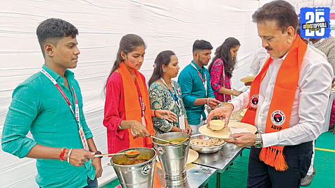 Girish Mahajan
