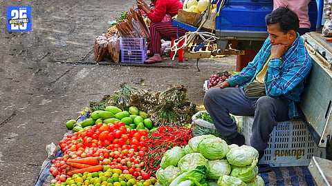 Sangli traders highlighting key civic and market-related issues ahead of municipal elections.