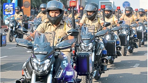 100 bikes gives to pune police