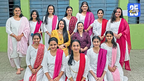 Kathak dancers