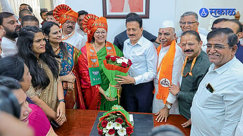 Girish Mahajan